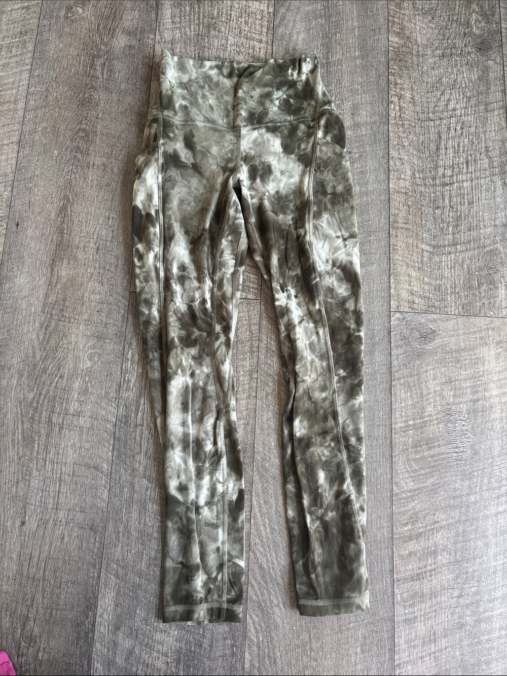 lululemon athletica Olive & Light Green Tie-Dye High-Rise Leggings